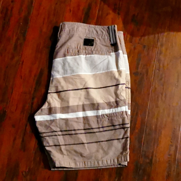 OAKLEY Men's shorts striped brown beige grey slim fit size 38 - Picture 1 of 4